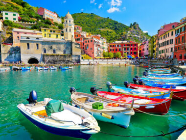 Le magnifique bord de mer du village de Vernazza ©Shutterstock
