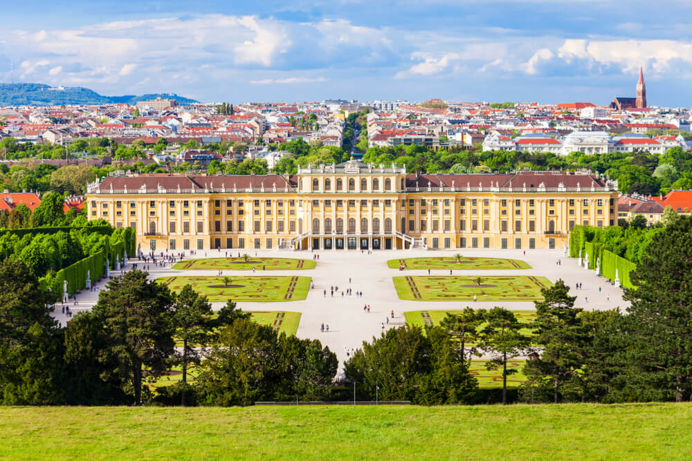 Le Schloss Schönbrunn, un château dans la ville de Vienne ©Shutterstock