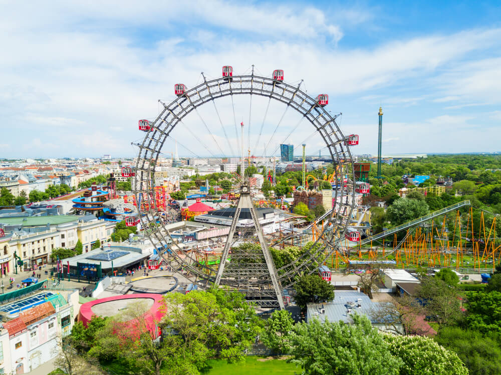 Le Prater, le parc d’attractions historique de Vienne ©Shutterstock