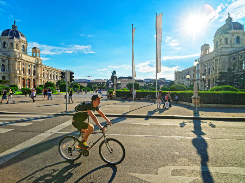 Les musées sont des monuments majeurs à voir lors de votre balade sur le Ring de Vienne ©Shutterstock