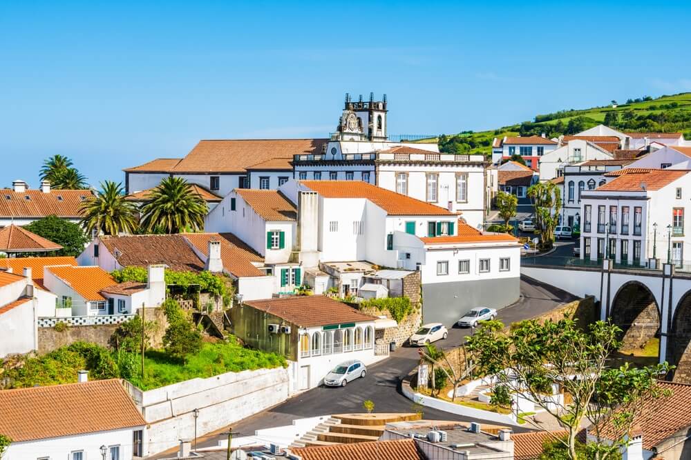 La ville de Nordeste, au milieu des terres sauvages et fabuleuses des Açores ©Shutterstock