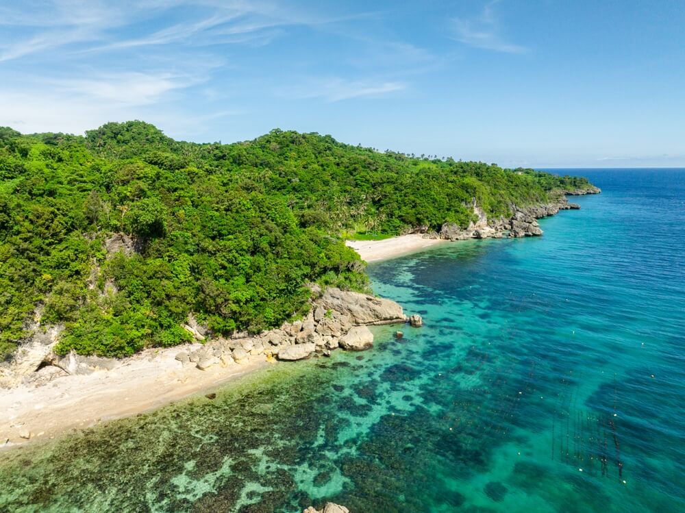La belle île naturelle de Carabao ©Shutterstock