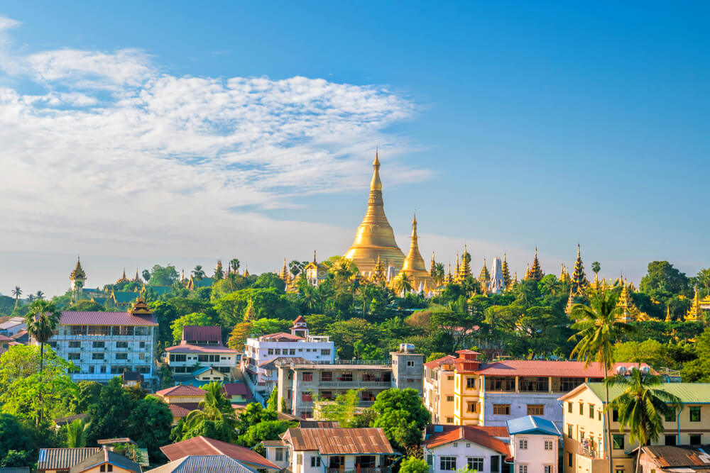 Yangon, dominée par la pagode Shwedagon ©Shutterstock