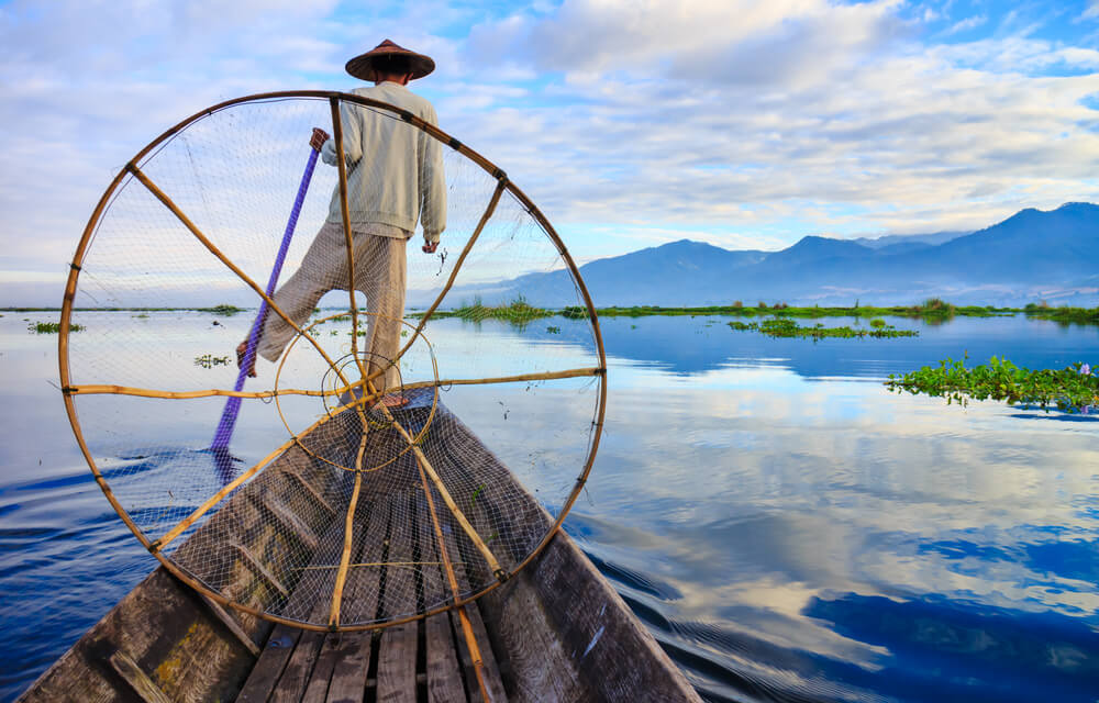 Rencontrez des pêcheurs traditionnels sur le Lac Inle ©Shutterstock