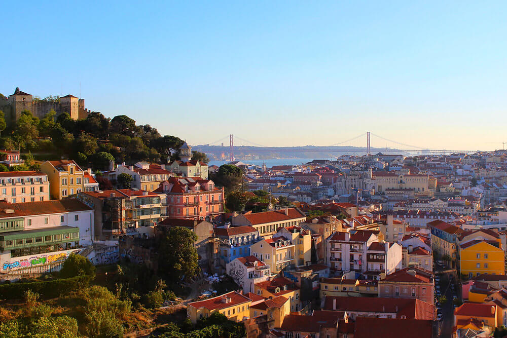 Découvrez la "ville aux 7 collines" et profitez des panoramas de Lisbonne ©Voyage à Lisbonne