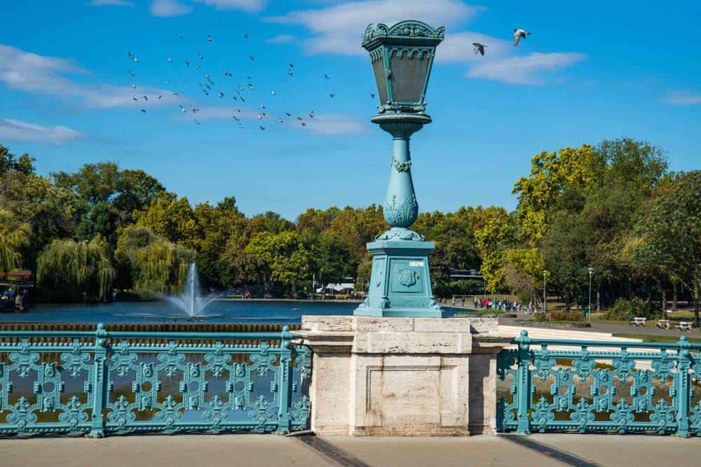 Le Parc de la ville du Budapest, le Parc Városliget ©Shutterstock