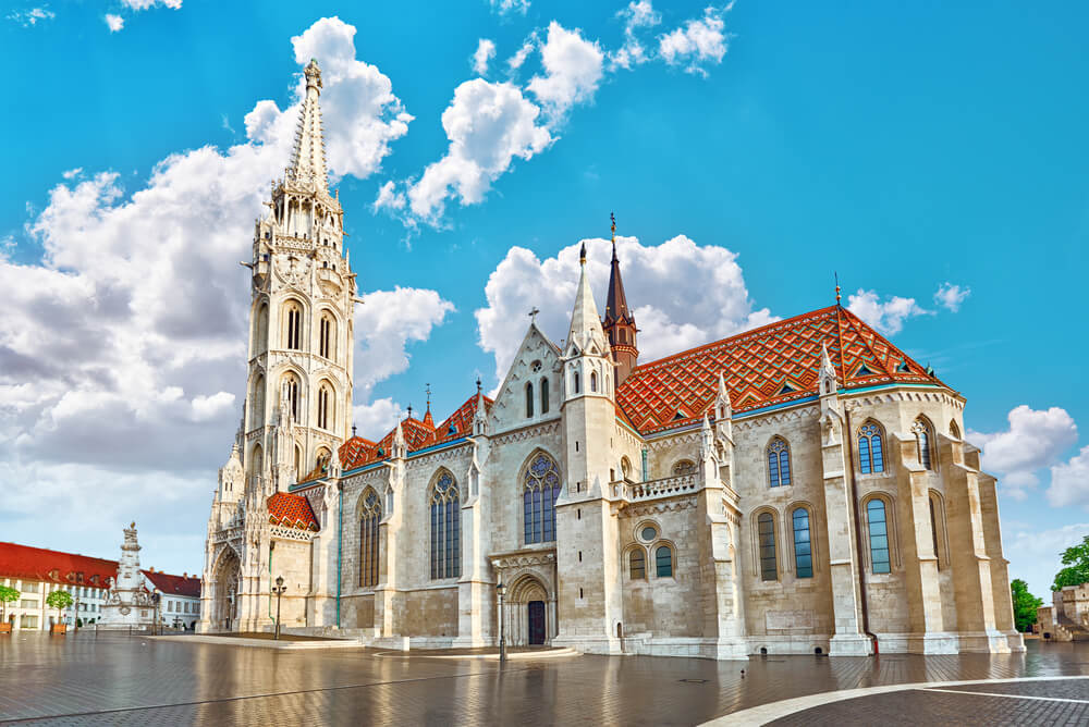 L'église Saint Matthias, l'un des plus beau et des plus célèbres monument religieux de Budapest ©Shutterstock