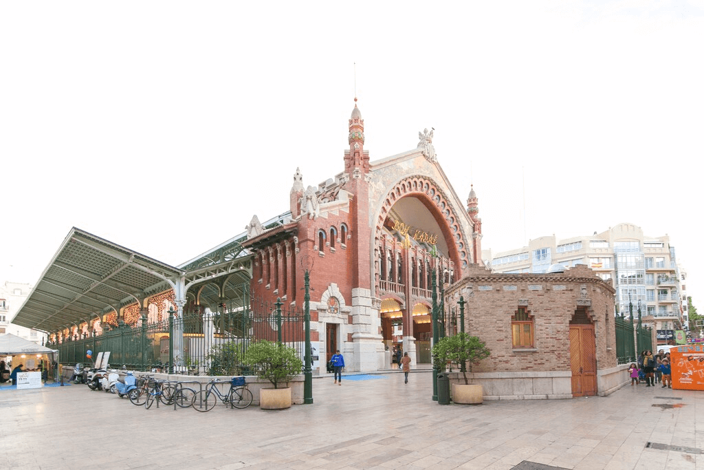 Le Mercado de Colón est un marché couvert moderniste © Visit Valencia