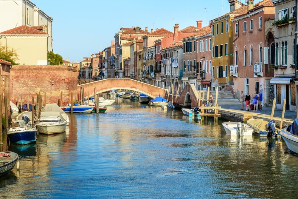 Découvrez le quartier de Cannaregio et le canal Rio della Misericordia ©Shutterstock