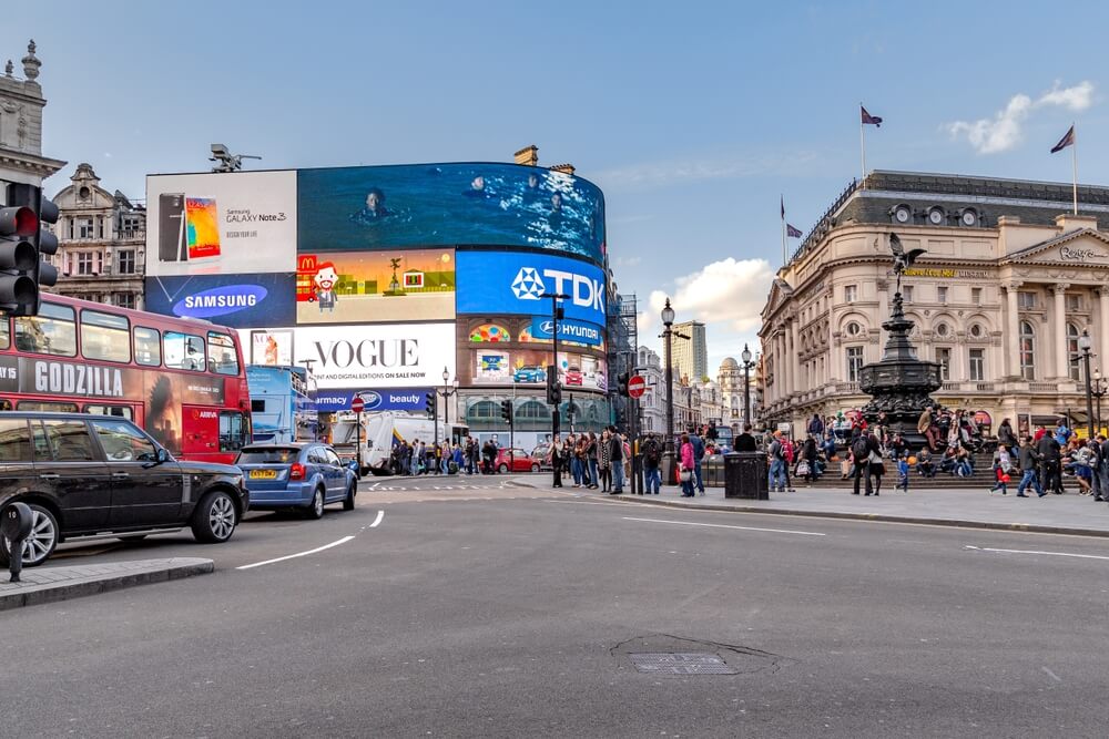 La place la plus célèbre de Londres, au départs des avenues animées ©Shutterstock