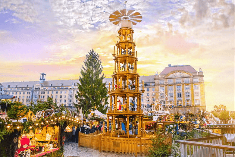 Le marché de Noël Striezelmarkt à Dresde est le plus vieux marché de Noël d’Allemagne © Civitatis