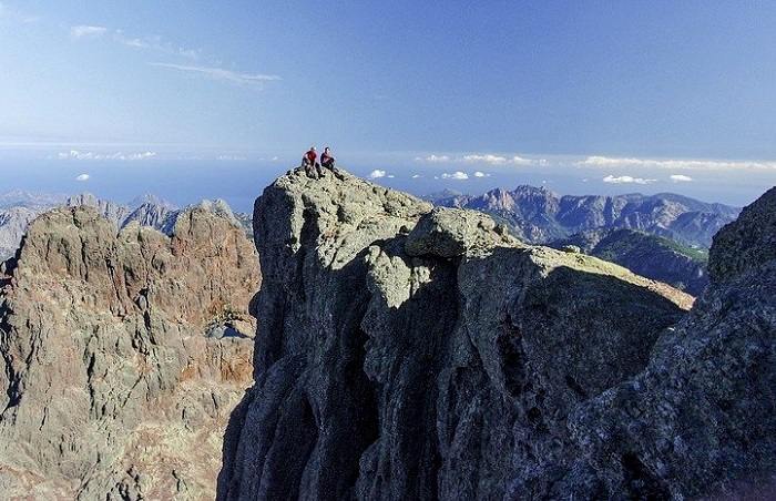 Traversée la Corse du Nord au Sud avec le GR20 © Toploc