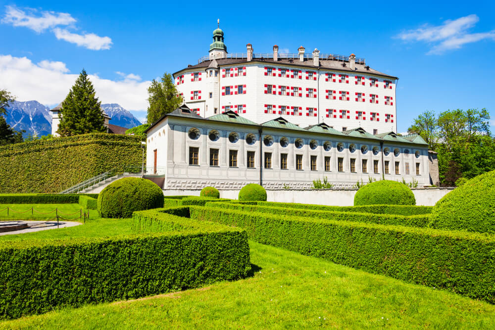 Découvrez les collections d'art du château d'Ambras à Innsbruck ©Shutterstock