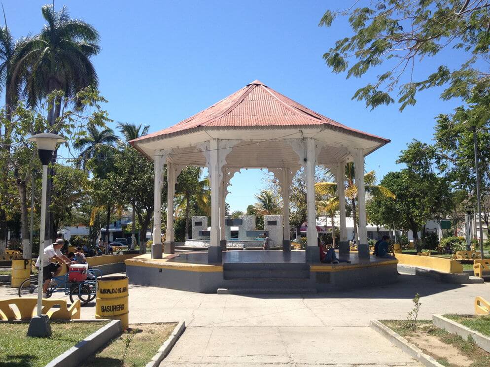 Baladez-vous dans le Parc Mario Cañas Ruiz avec son kiosque, à Liberia ©Municipalidad de Liberia