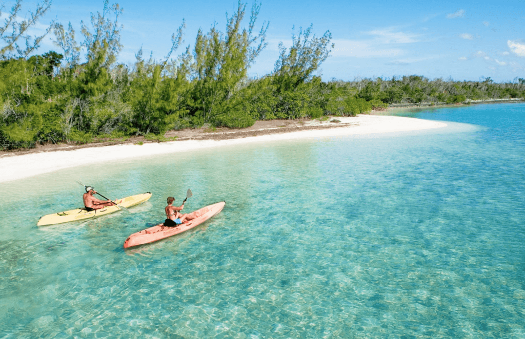 Andros, la grande île à la nature préservée des Bahamas ©Shutterstock