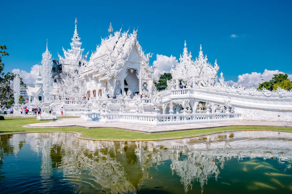 L'impressionnant Wat Rong Khun, le temple blanc de la Thaïlande ©Shutterstock