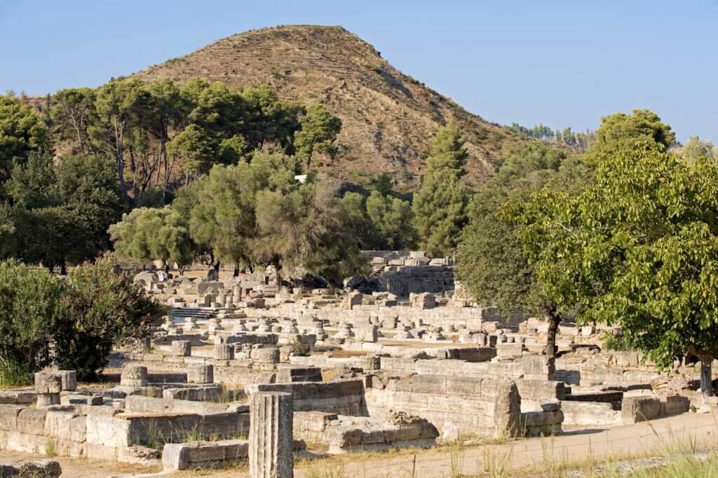 Visitez le site d'Olympie avec ses vestiges ©guiziou-franck-hemis.fr