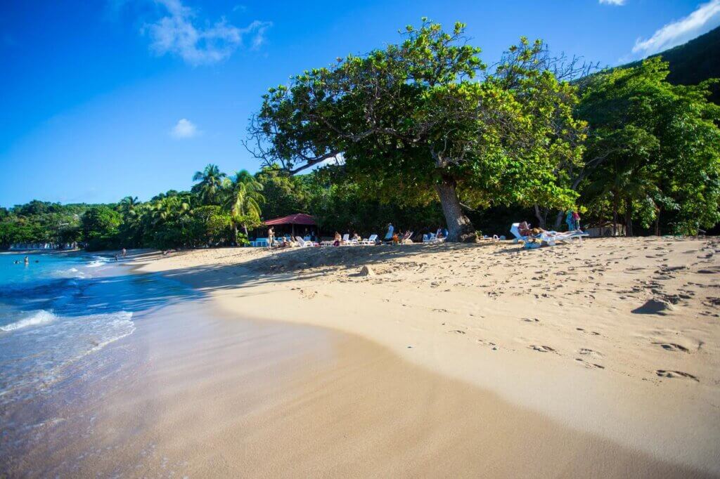 La superbe plage de Cormier ©Hotels