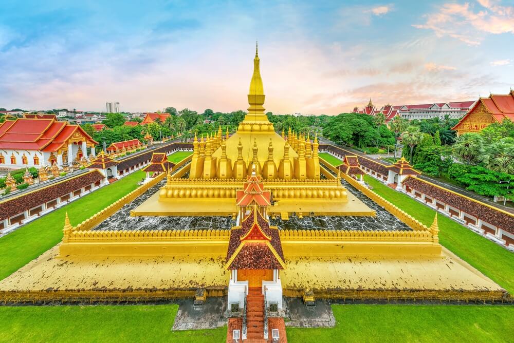 Le Pha That Luang, le monument principal du Laos ©Shutterstock
