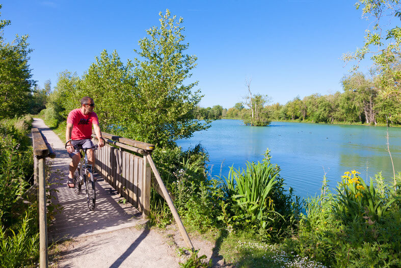 Découvrez le parc de la Bouvaque et La Source Bleue qu'il abrite ©Abbeville Tourisme - Jimdo