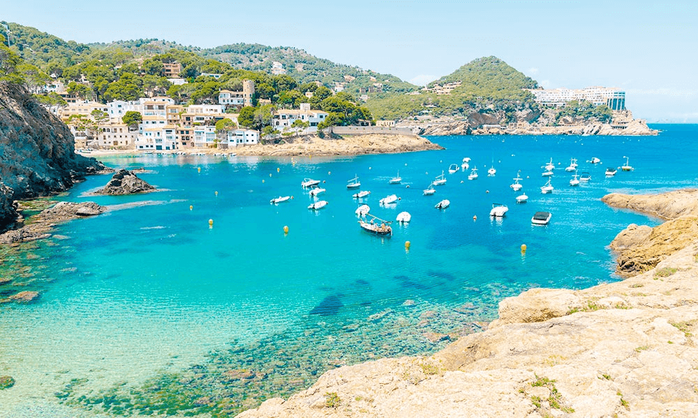 Ibiza est une île très séduisante © Amares Hotel