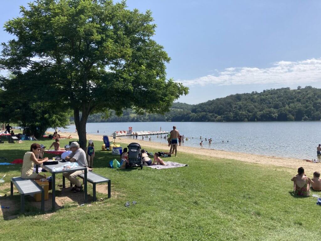 Faites un tour au lac de Villerest pour vous rafraîchir ©Le Progrès