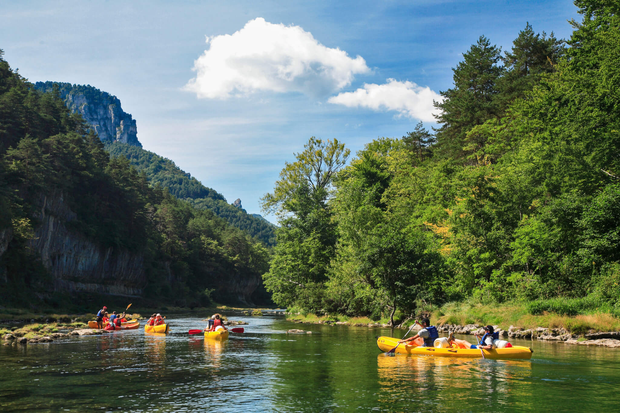 Naviguez dans les Gorges du Tarn en Canoë et en Kayak ©Tourisme Aveyron