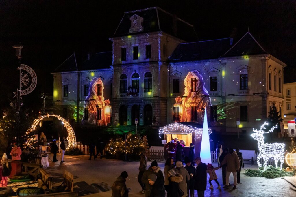 Assistez au marché et aux illuminations de la ville d'Albertville ©Christophe Delapierre