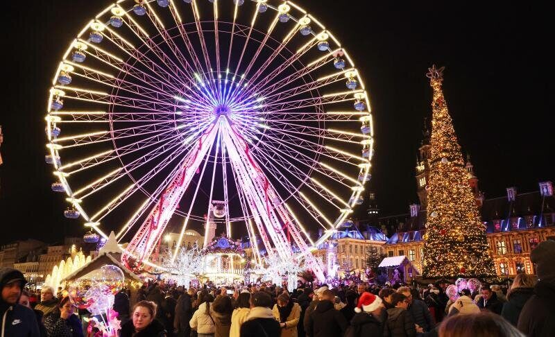 La ville de Lille s'illumine pour son marché de Noël ©La Voix du Nord