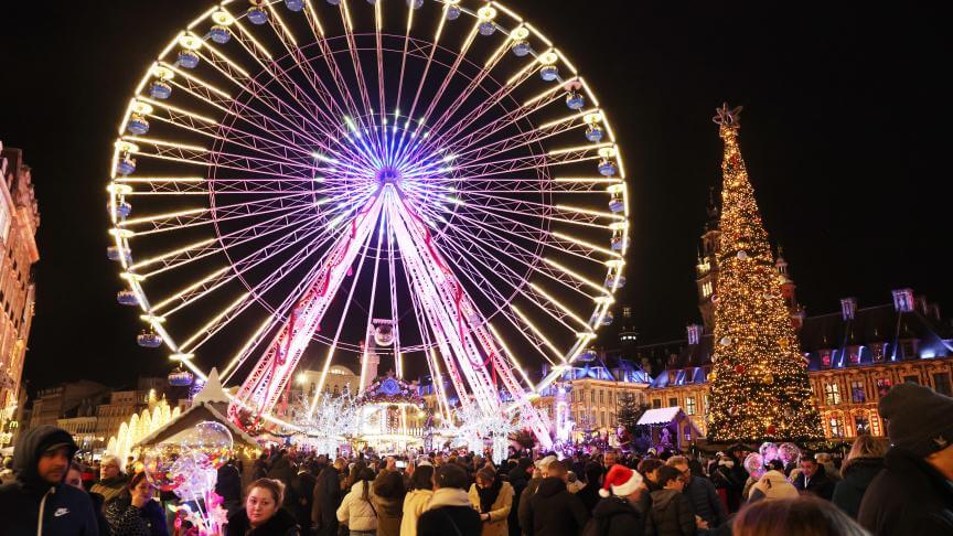 La ville de Lille s'illumine pour son marché de Noël ©La Voix du Nord