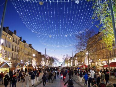 Le marché de Noël dans les rue d'Aix-en-Provence ©La Provence