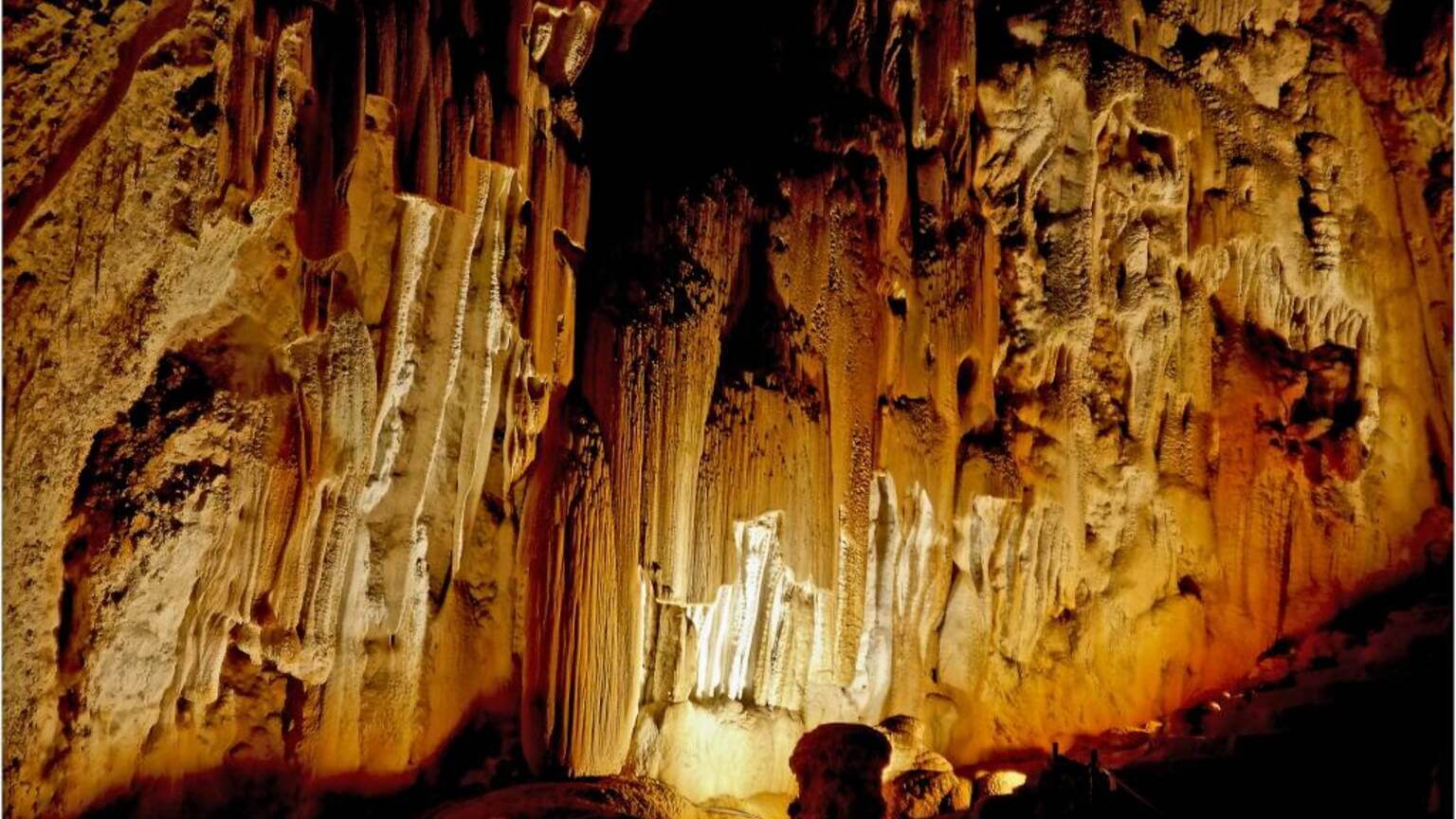 Grotte de la Draye Blanche parmi les grottes de la Drôme ©Marie-Louise Danthony