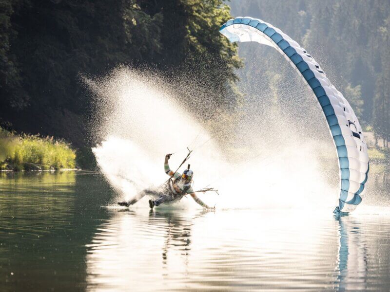 Extrait de NDGCINEMA HUMAN X – SPEED FLYING – sur le lac d'Annecy @Hugo Gerola ©SRickards-1248