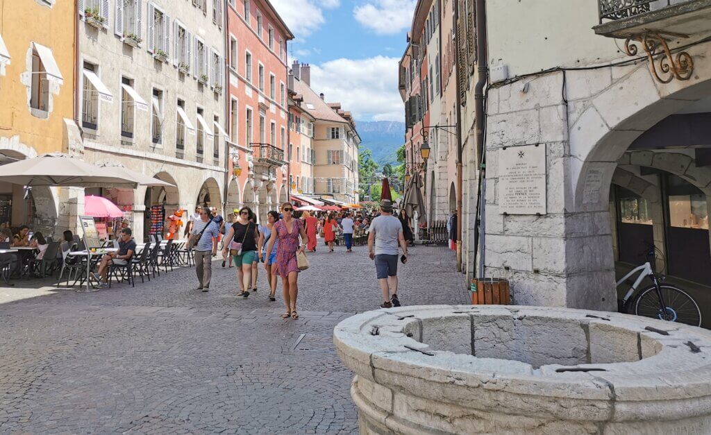 Visitez Annecy et ses secrets avec des balades connectés, une nouvelle manière de visiter la ville ©Move-One