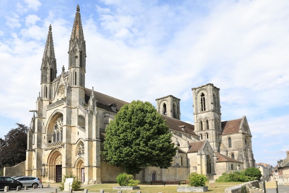 Vue sur Laon et la Cathédrale de Notre-Dame de Laon ©Shutterstock