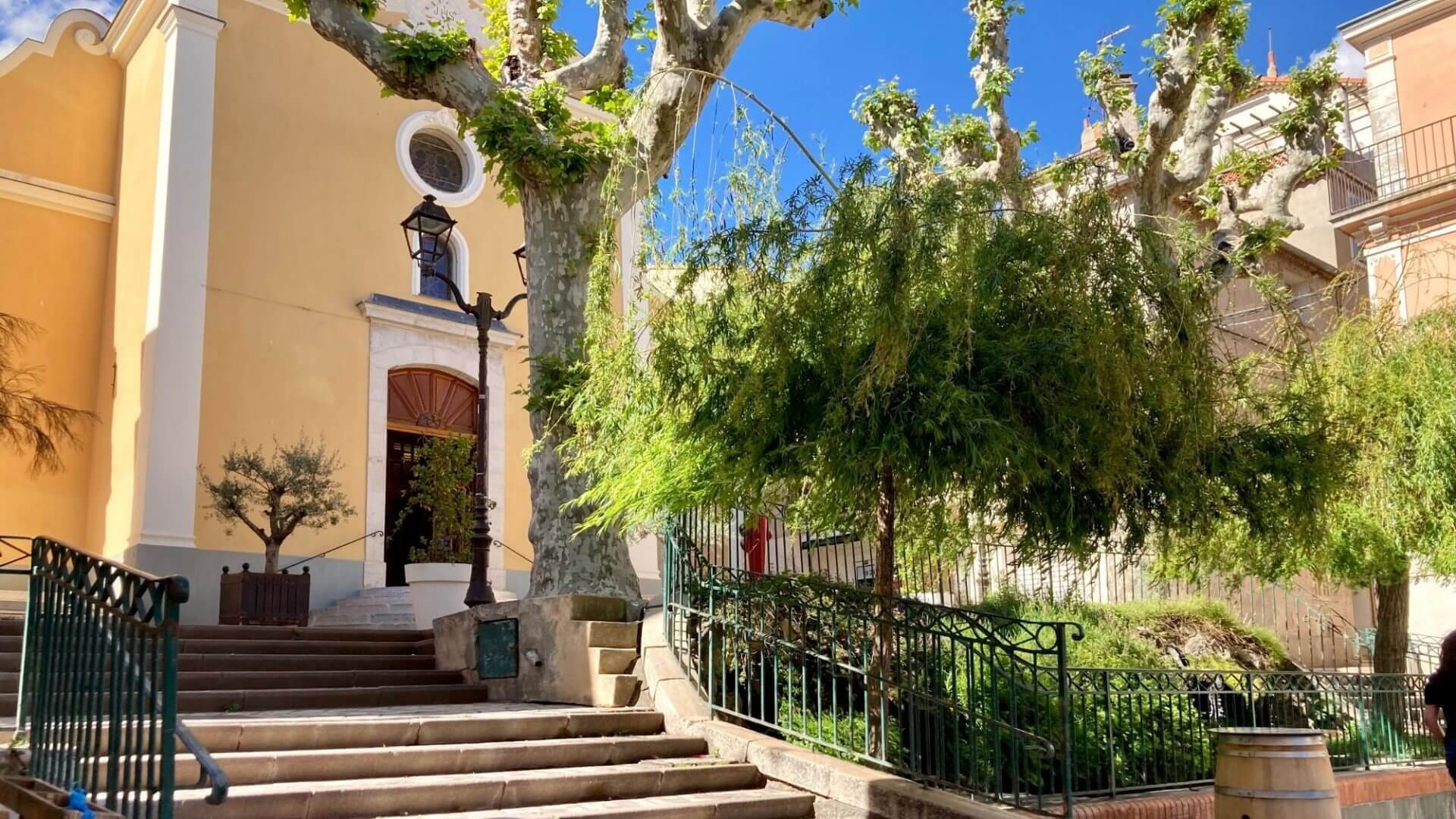 Eglise Saint-François de Sales classée du XVIIIème ©Bandol Tourisme
