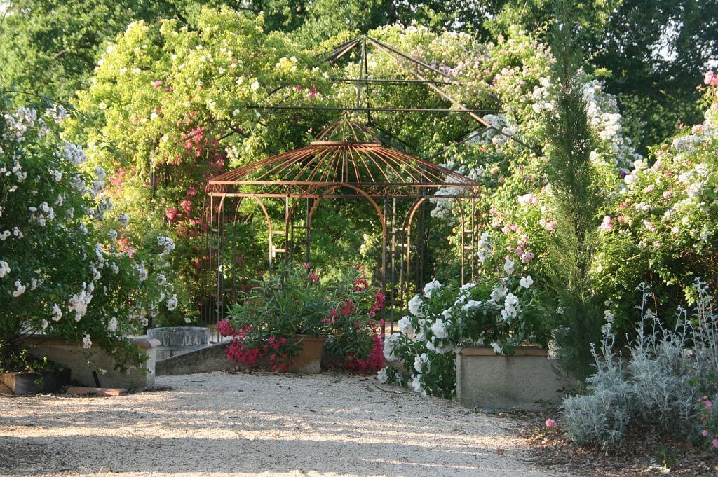 Arpentez les Jardins de Coursiana ©Gers-Armagnac