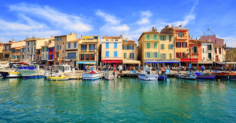 Vue sur le Port de Cassis © Avignon & Provence