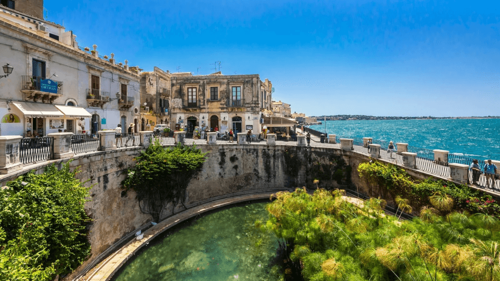 Syracuse est une ville historique de la Sicile © Nationale Geographic