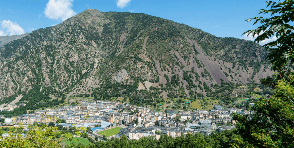 Capitale la plus haute d’Europe, Andorre-la-Vieille combine modernité et tradition © Visit Andorra