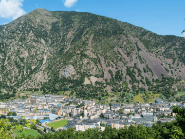 Capitale la plus haute d’Europe, Andorre-la-Vieille combine modernité et tradition © Visit Andorra