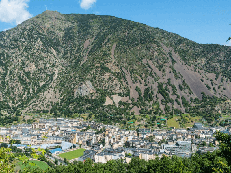 Capitale la plus haute d’Europe, Andorre-la-Vieille combine modernité et tradition © Visit Andorra