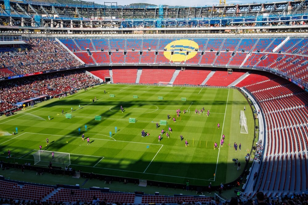 Le Spotify Camp Nou, en rénovation, est le plus grand stade d'Europe ©Shutterstock
