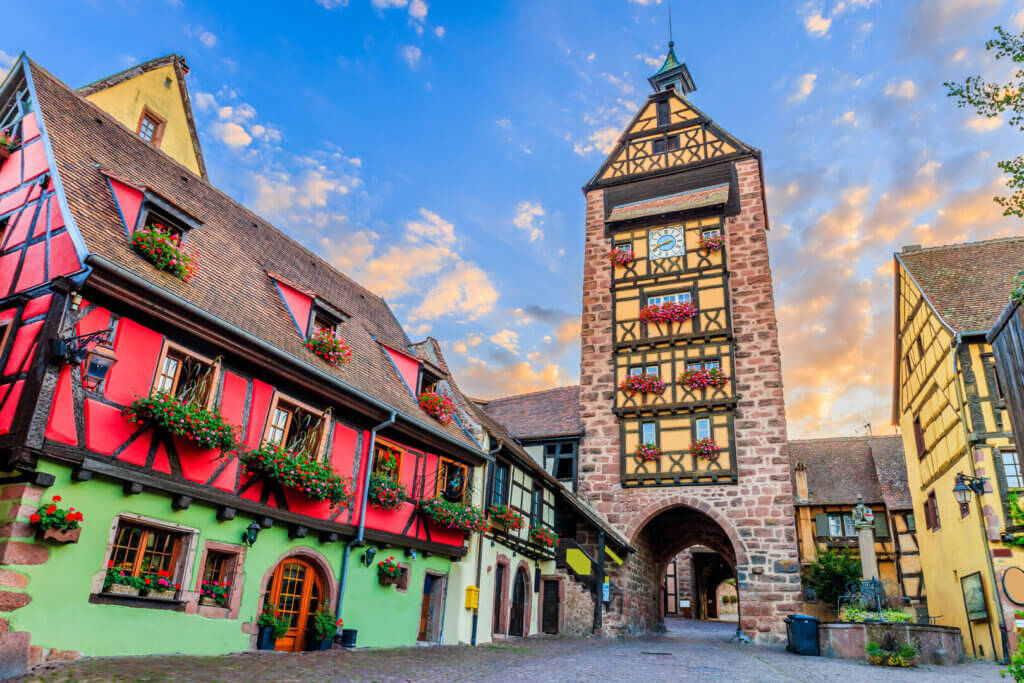 Admirez le Beffroi de Dolder à Riquewihr ©Winalist