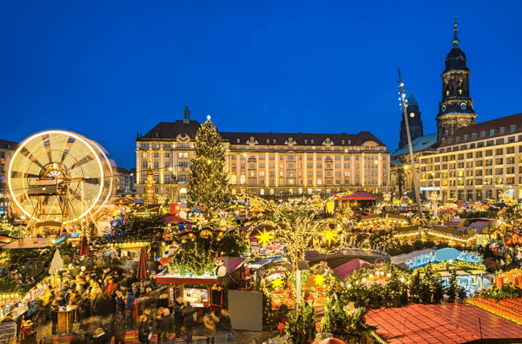 Avec 280 chalets le marché de Noël de Stuttgart est l'un des plus grands d'Allemagne © Hertz