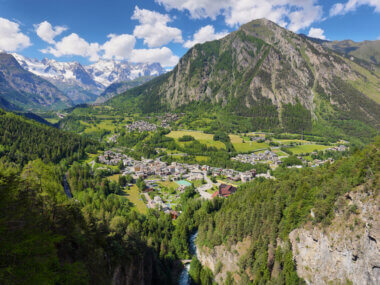 La vallée de Courmayeur a cœur du Val d'Aoste ©Shutterstock