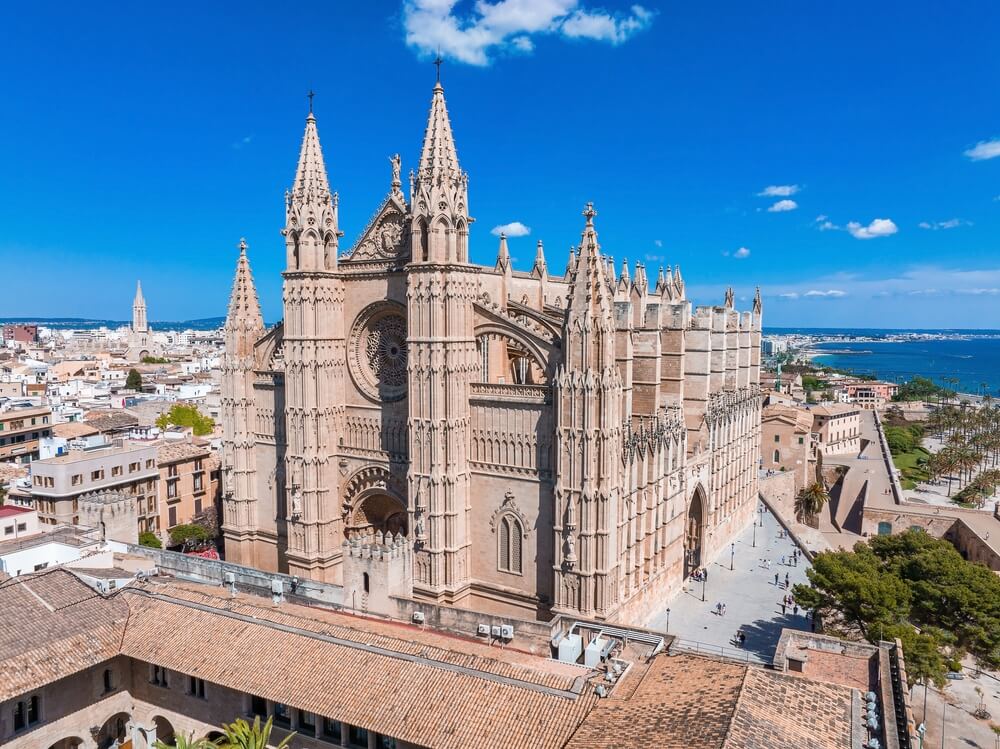 La cathédrale La Seu, le monument le plus emblématique de Majorque ©Shutterstock