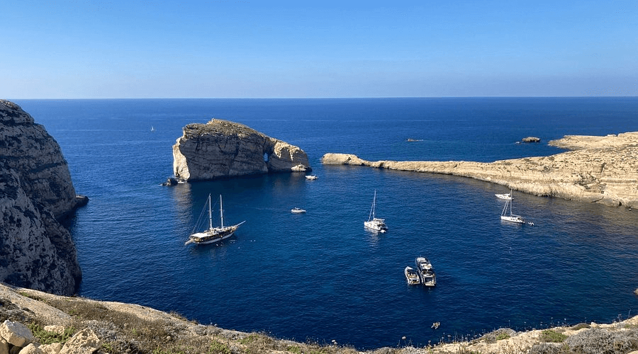 sur l’île de Gozo, Dwejra Bay est un site naturel d’une beauté brute © Tripadvisor