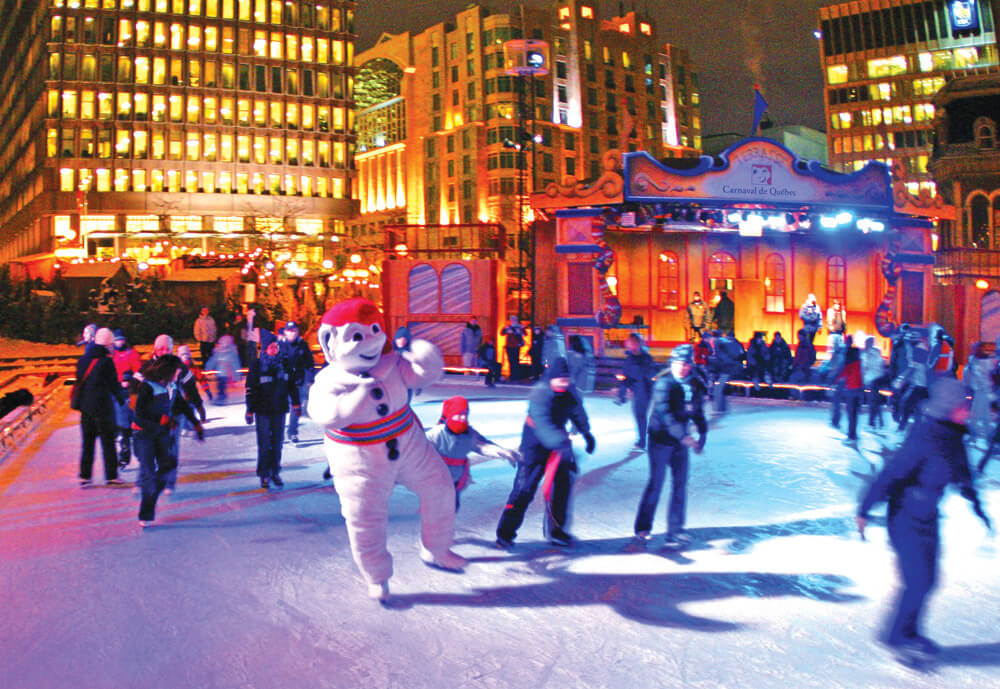 Le Carnaval de Québec de nuit, sur la patinoire ©Guides Ulysse 