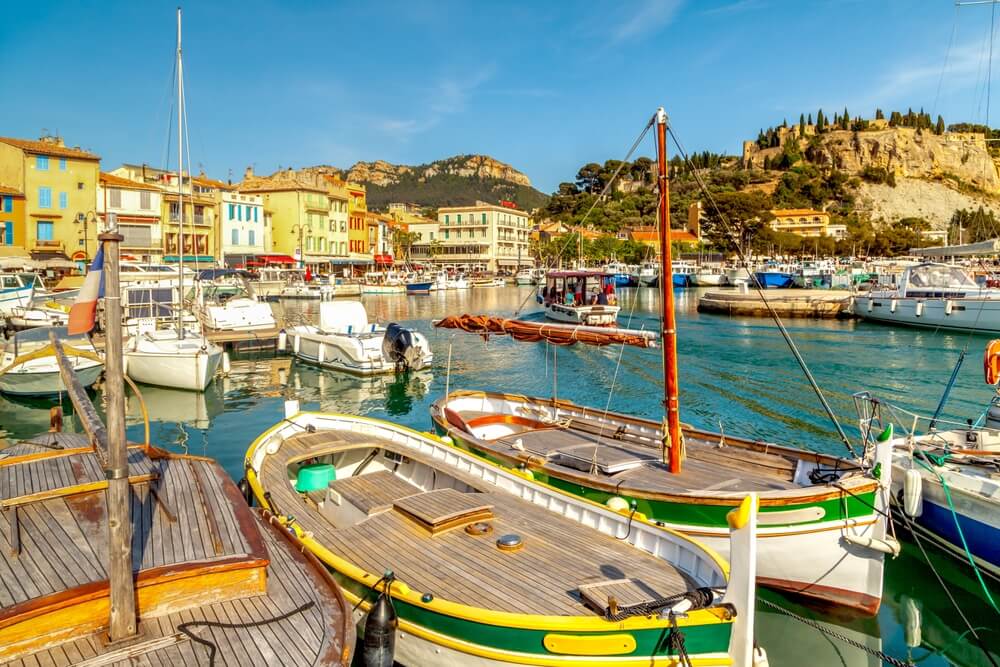 Profitez d'une balade sur le Port de Pêche de Cassis ©Shutterstock